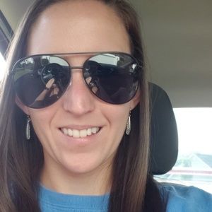 Meet your Posher, Erica